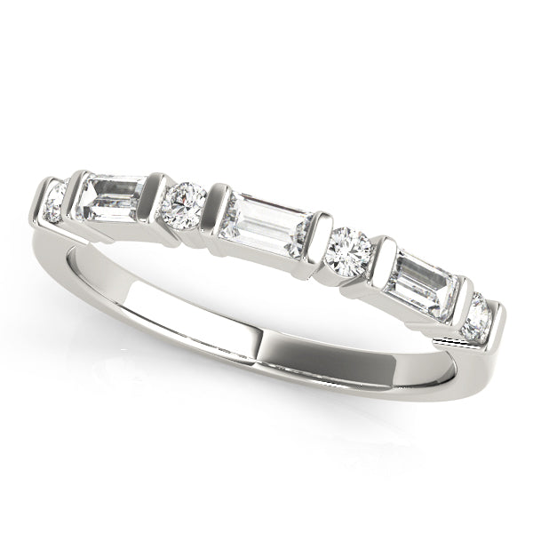 Lab Grown Diamond Alternating Round & Baguette Wedding Band